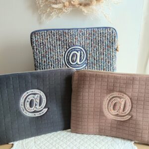 3 pochettes pour tablette